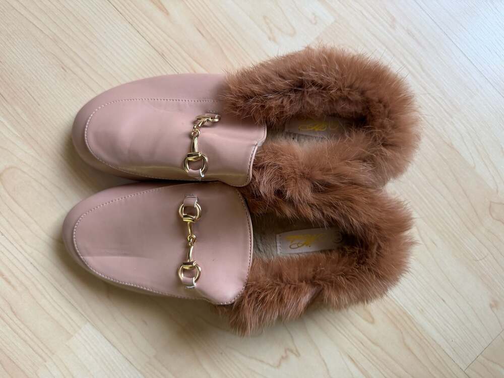 Mata Pink Faux Fur Lined Horsebit Mules Size 8.5